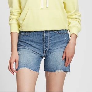 NWT Gap Factory 6" High Rise Destructed Cheeky Midi Denim Shorts with Washwell